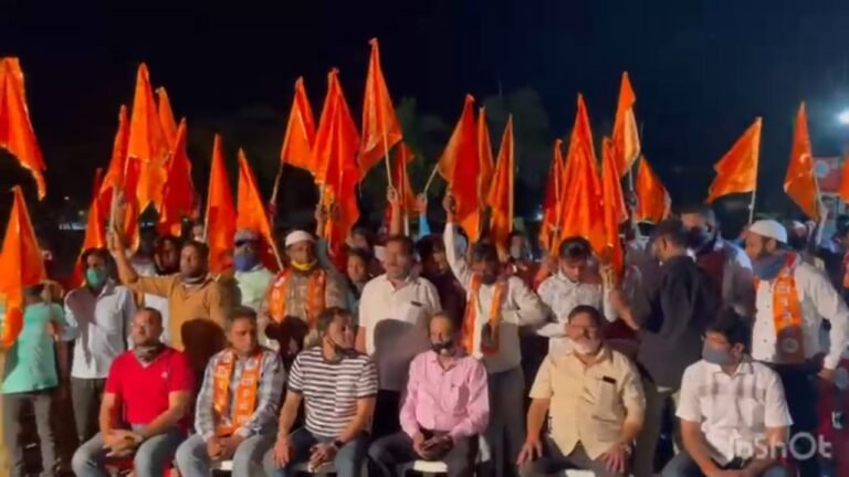 शिवसेना उपनेते, म्हाडा सभापती विनोद घोसाळकर यांच्या नेतृत्वाखाली दहिसरमध्ये 500 माथाडी कामगारांचा शिवसेनेत प्रवेश शिवसेना उपनेते, म्हाडा सभापती विनोद घोसाळकर यांच्या नेतृत्वाखाली दहिसरमध्ये 500 माथाडी कामगारांचा शिवसेनेत प्रवेश