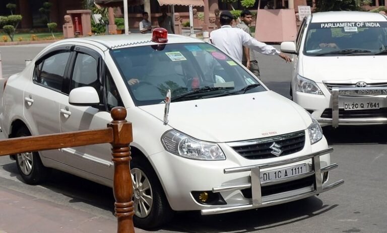 राजकारणी, अधिकाऱ्यांसाठी भाडेतत्त्वावर वाहने; आठ वर्षांसाठी पालिकेकडून एक कोटी ६२ लाख रुपये खर्च