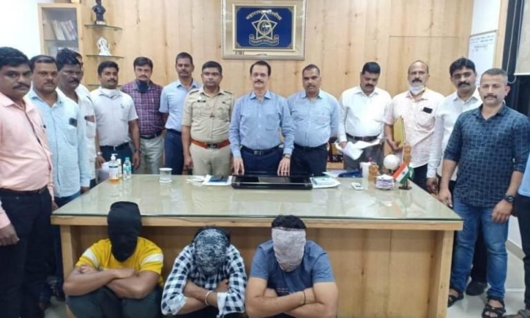 ९ वर्षाच्या मुलाचे ४० लाखांच्या खंडणीसाठी  अपहरण करणाऱ्या चौकडीला कल्याण क्राईम ब्रँच घटक-३ ने ठोकल्या बेड्या..