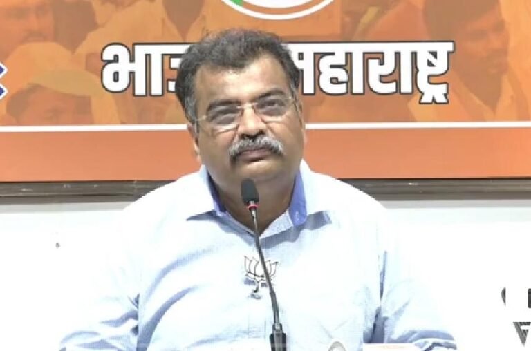 एकनाथ शिंदेच डोंबिवलीच्या विकासाचे मारेकरी – आमदार रविंद्र चव्हाण यांचा आरोप..