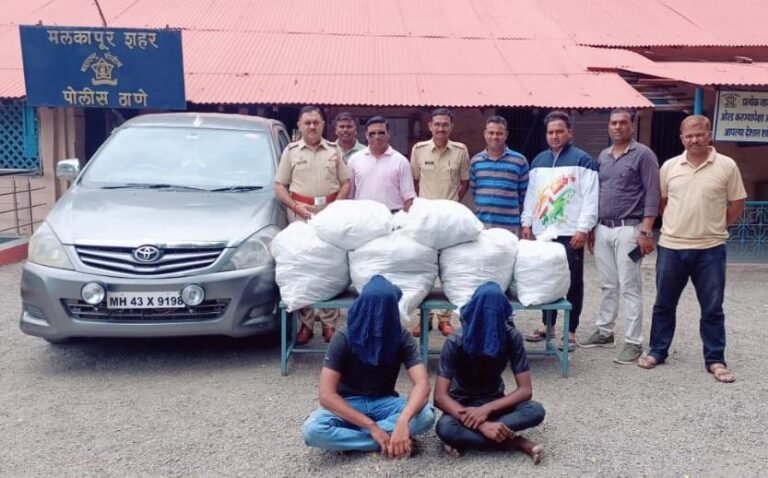 अवैधरित्या गुटक्याची वाहतूक करणाऱ्या दोन आरोपी यांच्यासह ईनोव्हा कार व गुटखा असा एकुण १०,१०,०००/- रुपयांचा मुद्देमाल जप्त..