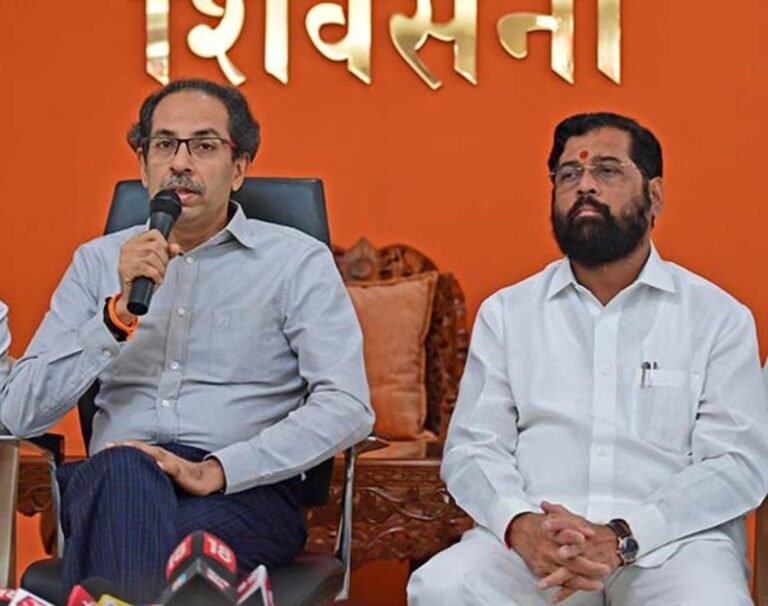 खरी शिवसेना कोणाची ? याचा पुरावा सादर करण्यासाठी निवडणूक आयोगाने दिले निर्देश.. खरी शिवसेना कोणाची ? याचा पुरावा सादर करण्यासाठी निवडणूक आयोगाने दिले निर्देश..