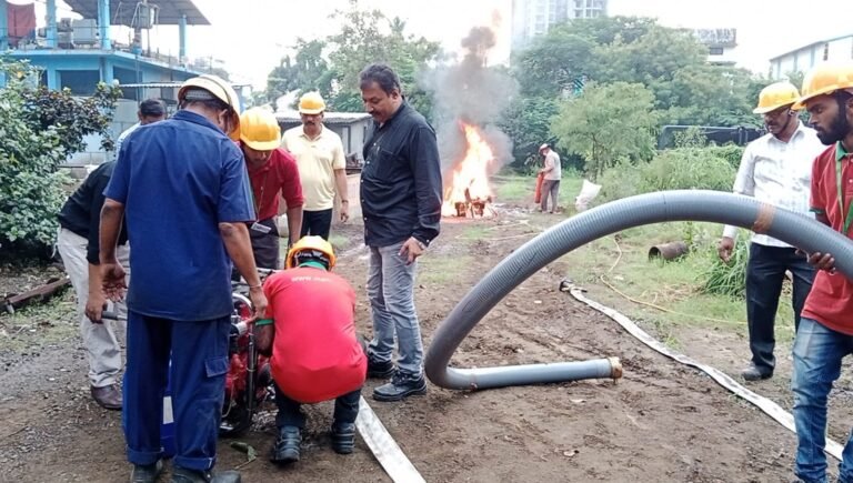 ‘डोंबिवली सामायिक सांडपाणी प्रक्रिया केंद्र’ व ‘कामा’ संघटनेच्या वतीने अपघातातील आपत्कालीन प्रसंगी घ्यावयाची प्राथमिक काळजी व उपाय योजना यासाठी सराव प्रात्यक्षिकेचे आयोजन..