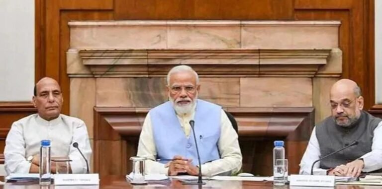 रेल्वे कर्मचाऱ्यांची दिवाळी गोड करण्यासाठी मोदी मंत्रिमंडळाचे महत्त्वाचे निर्णय..