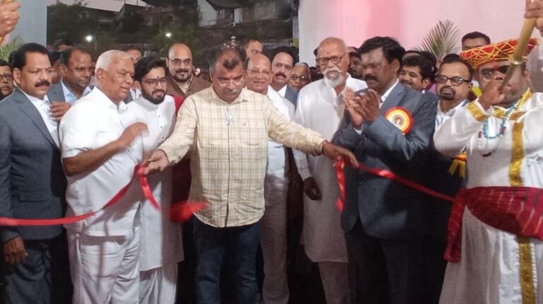 आगरी महोत्सव २०२२’ चा उद्घाटन सोहळा राज्यमंत्री रवींद्र चव्हाण यांच्या हस्ते उत्साह जल्लोष व दिमाखात संपन्न..