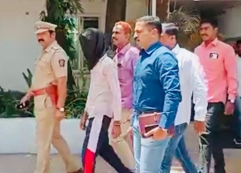 अनैतिक संबंधाच्या वादातुन झालेल्या खुन प्रकरणातील आरोपींना मानपाडा पोलीसांनी केली ०३ तासात अटक.. अनैतिक संबंधाच्या वादातुन झालेल्या खुन प्रकरणातील आरोपींना मानपाडा पोलीसांनी केली ०३ तासात अटक..