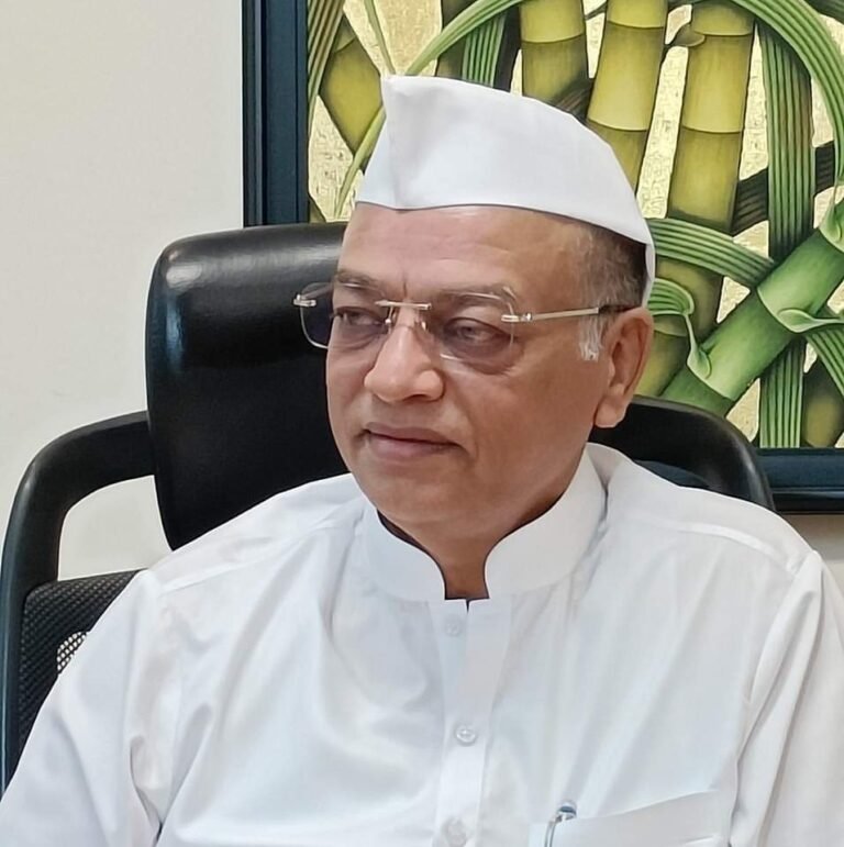माजी आमदार मुझफ्फर हुसैन यांना यंदाचा ‘राजीव गांधी कृषिरत्न’ पुरस्कार जाहीर! माजी आमदार मुझफ्फर हुसैन यांना यंदाचा ‘राजीव गांधी कृषिरत्न’ पुरस्कार जाहीर!