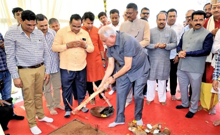 मिरा-भाईंदर महापालिके तर्फे धर्मांच्या-समाजांच्या नावाने भवन उभारण्याच्या नावाखाली केली जात आहे जनतेची दिशाभूल? मिरा-भाईंदर महापालिके तर्फे धर्मांच्या-समाजांच्या नावाने भवन उभारण्याच्या नावाखाली केली जात आहे जनतेची दिशाभूल?