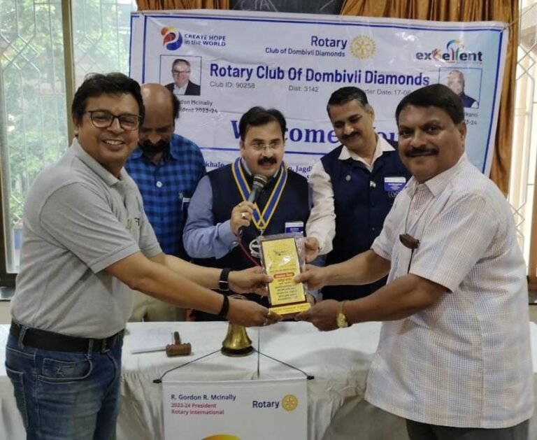 ‘डोंबिवली डायमंड्स रोटरी क्लब’च्या वतीने नामवंत पत्रकारांचा गुणगौरव समारंभ संपन्न..