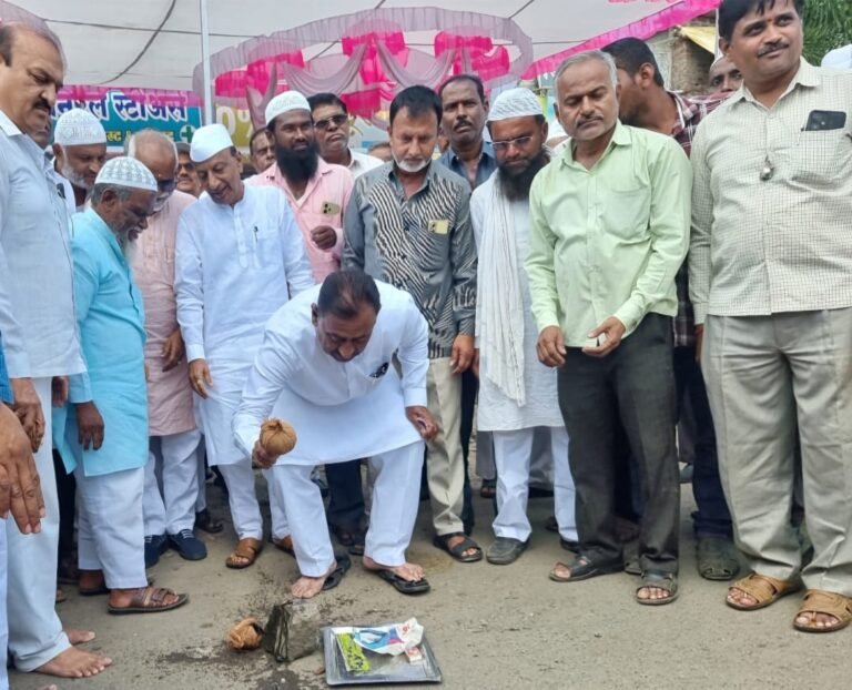 *आमदार बाबासाहेब पाटील यांच्या प्रयत्नांतून ३११ कोटी निधीतून होणार सिमेंट रस्ते!*