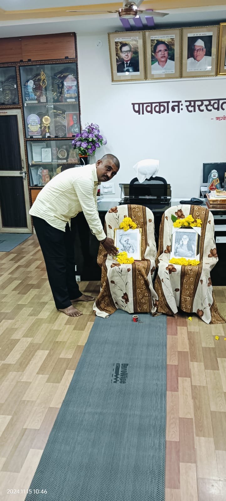 *महात्मा फुले महाविद्यालयात गुरुनानक व बिरसा मुंडा यांची जयंती साजरी*