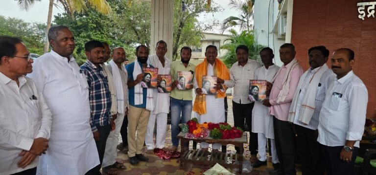 *दैनिक साहित्य सम्राटचा दिवाळी अंकाचे मा. आ. बाबासाहेब पाटील यांच्या हस्ते प्रकाशन* *दैनिक साहित्य सम्राटचा दिवाळी अंकाचे मा. आ. बाबासाहेब पाटील यांच्या हस्ते प्रकाशन*